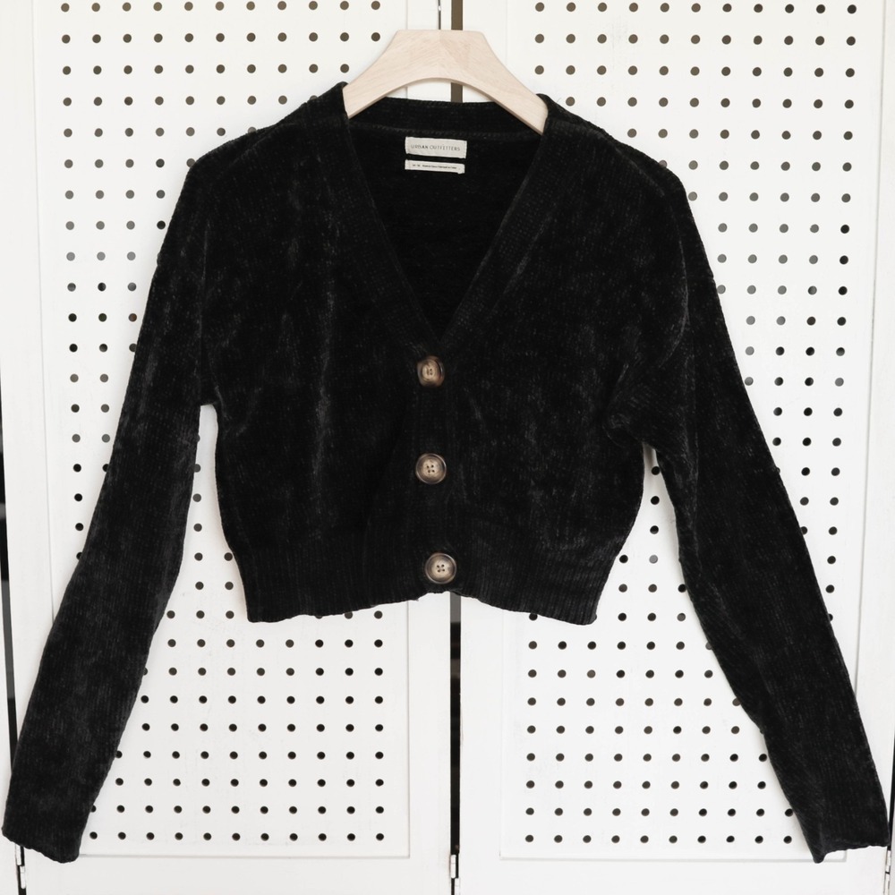 Urban Outfitters Long Sleeve Crop Top Black Button Up Sweater Womens SIZE M